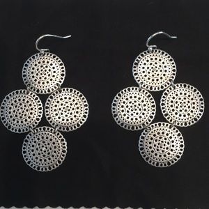 Stella& Dot dangle earrings